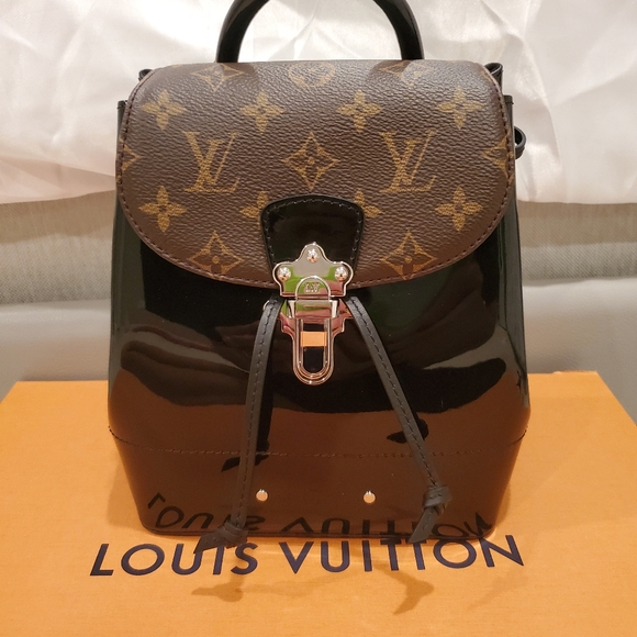 LV hotsprings backpack - Picture 1 of 13